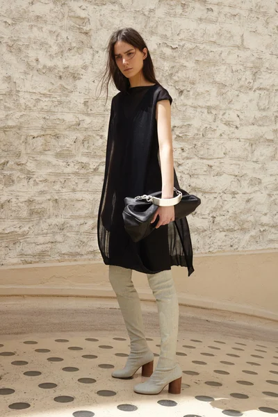Look 19